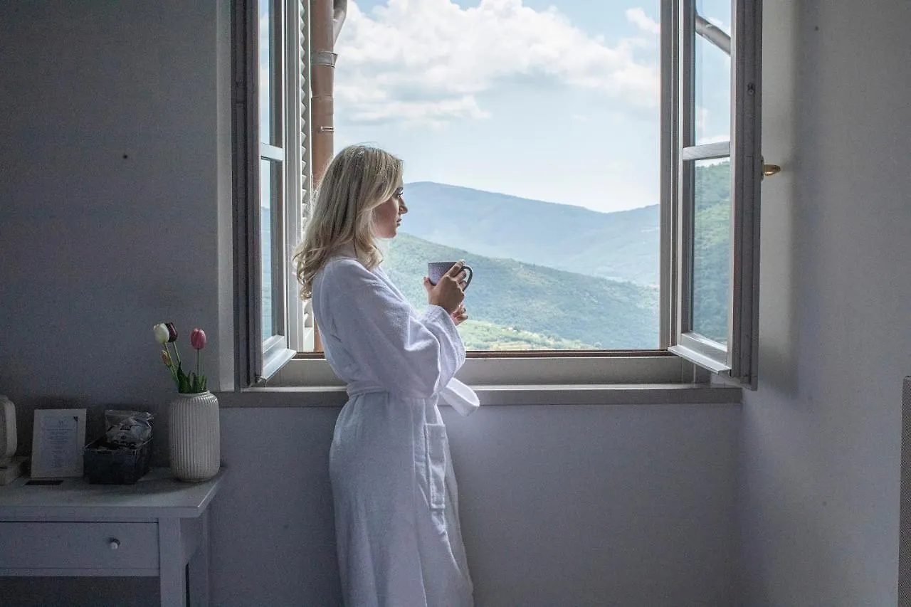 Locanda Agli Amici Кортона 4*,  Италия